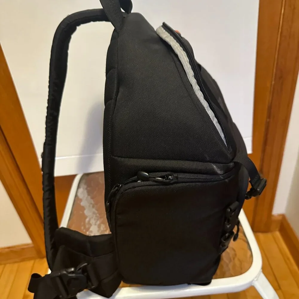 Lowenpro - Camera Sling Backpack - Grey/Black - Large